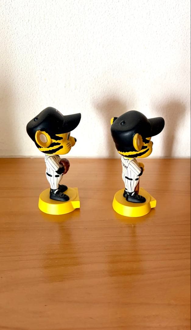 阪神タイガース　トラッキー ボブルヘッドフィギュア 2体セット