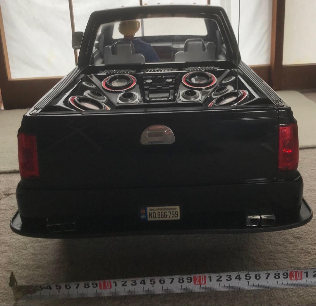 ピックアップトラック❤️飾り物