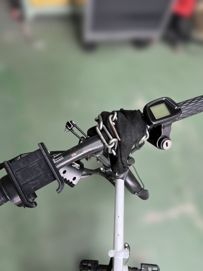 小型特定電動自電車（事故車部品取り）※引き取り限定