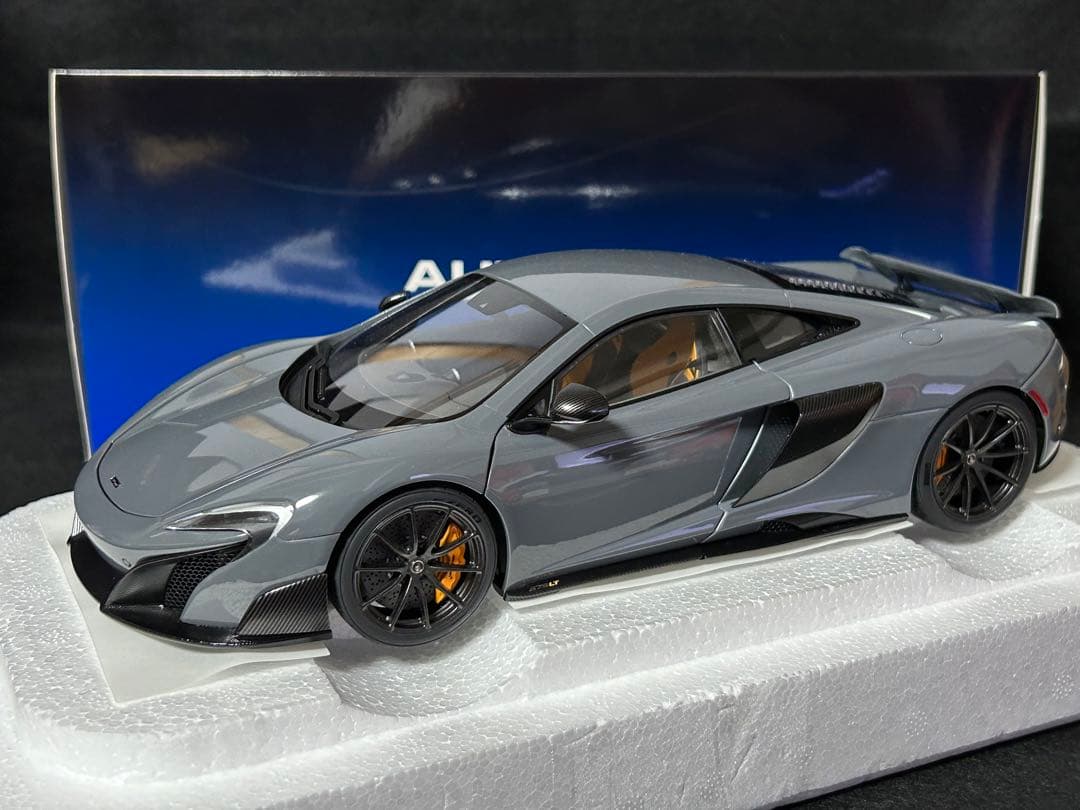 AUTOart マクラーレン 675LT オートアート 1/18 Mclaren