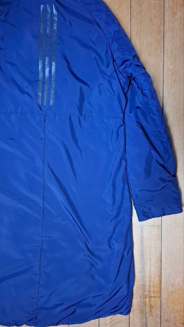 adidas　ベンチコート　Sサイズ　背中にライン入り