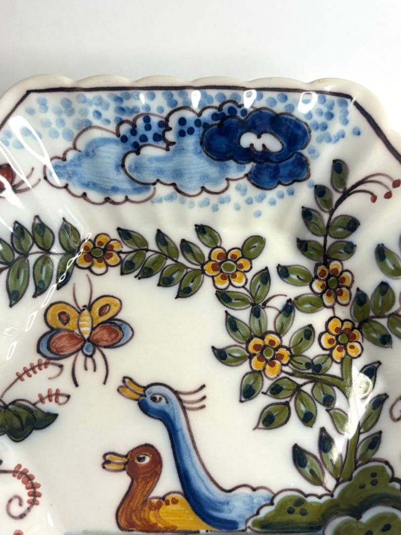 オランダ　マッカム焼き　MAKKUM 2羽の鳥　蝶　花　雲　壁掛け　壁飾り