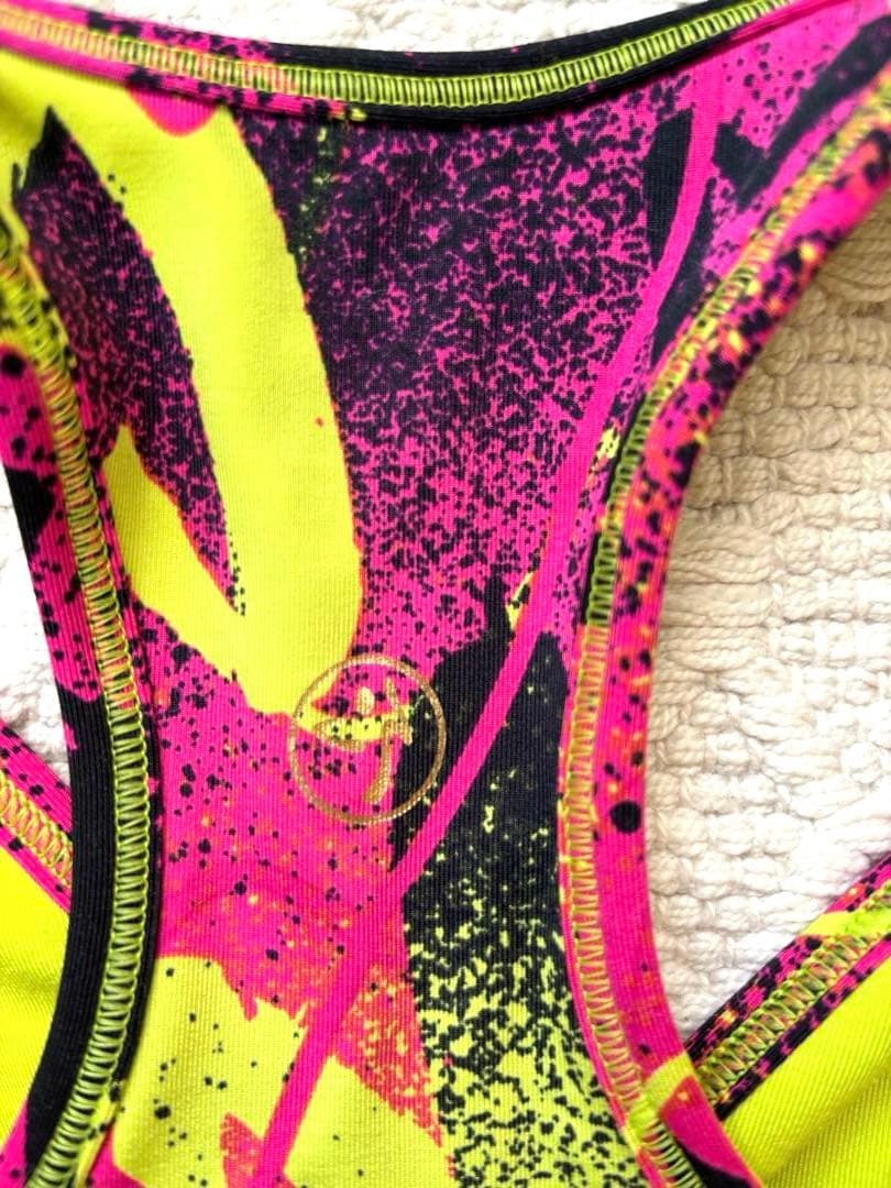 【未使用】ZUMBA ブラとレギンスセット