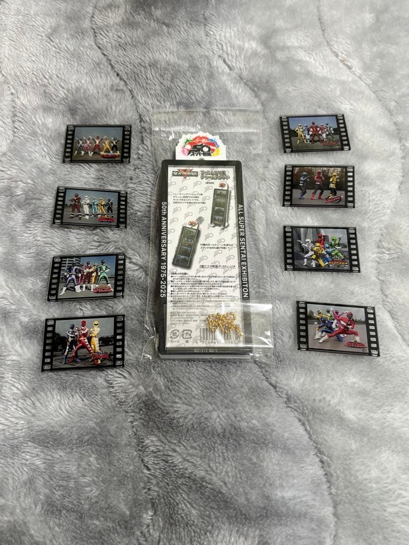 スーパー戦隊展　フィルムコマ風チャームスタンド
