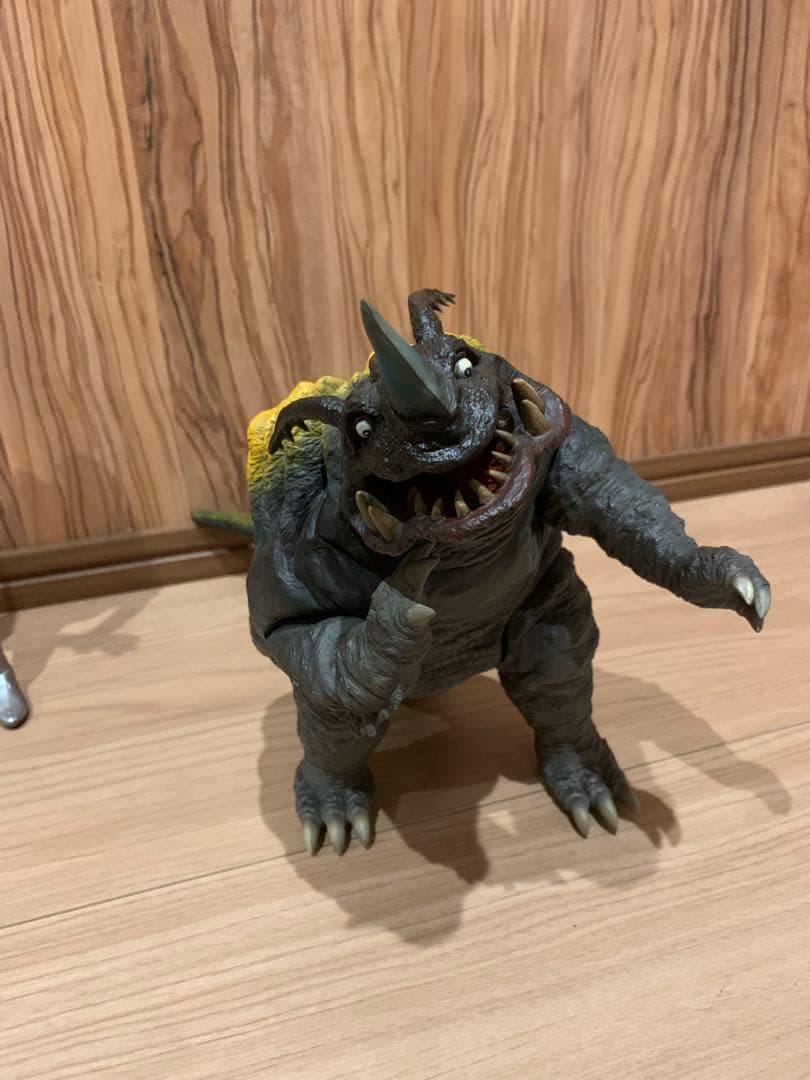 特撮シリーズ CCP ウルトラマン　1/6 ネロンガ対ウルトラマン