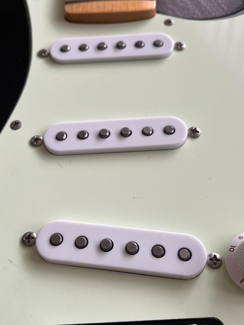 Squier DH Stratocaster ボディ＆Fender ネック