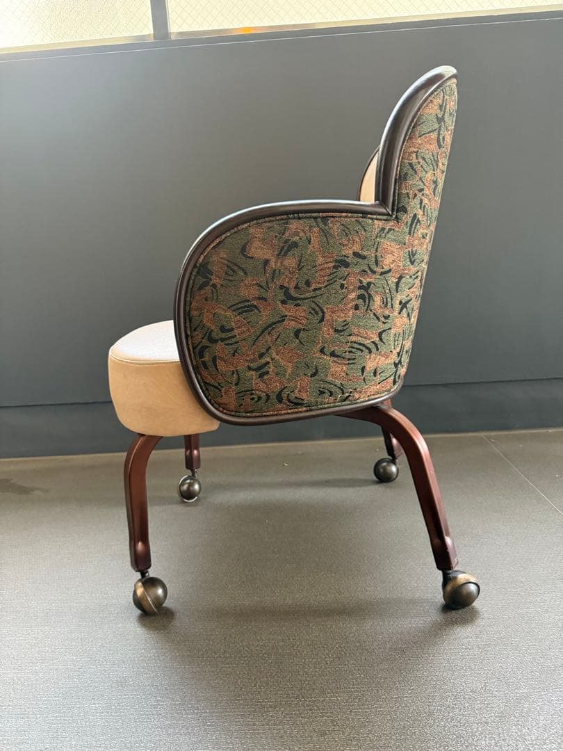 値下げ‼️装飾的　チェア　アンティーク　４脚