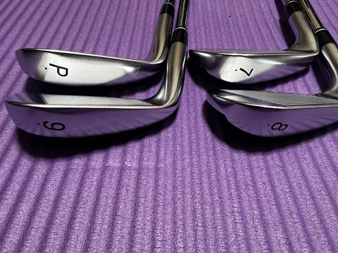 PRGR02 アイアンセット 4本（7〜P）