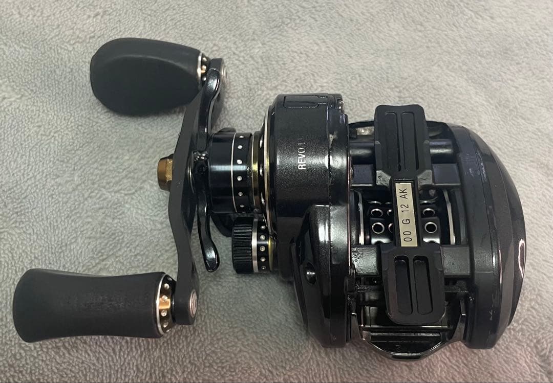 ☆イタチごっこ様専門☆ Abu REVO LTX 右巻き