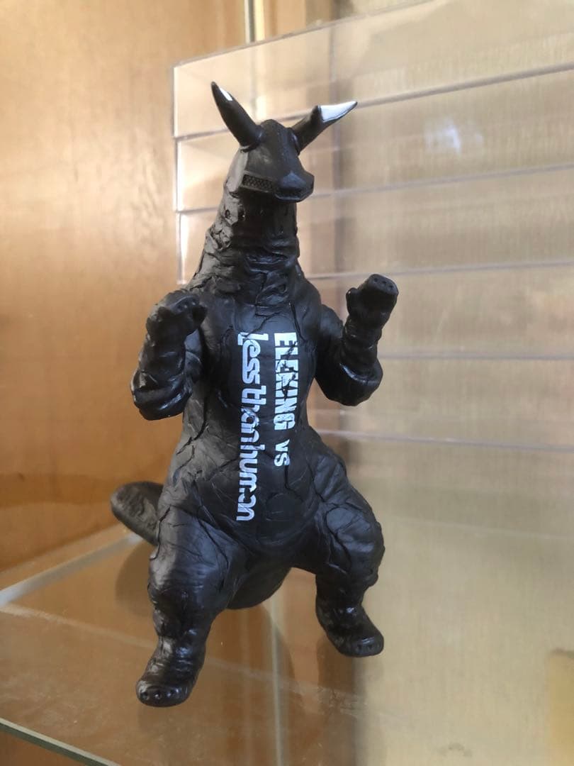 less than human ウルトラマン ソフビ ウルトラ怪獣