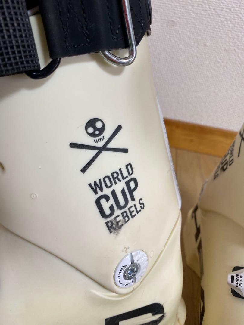 HEAD RAPTOR B4 RD ヘッド アルペンスキーブーツ 23cm