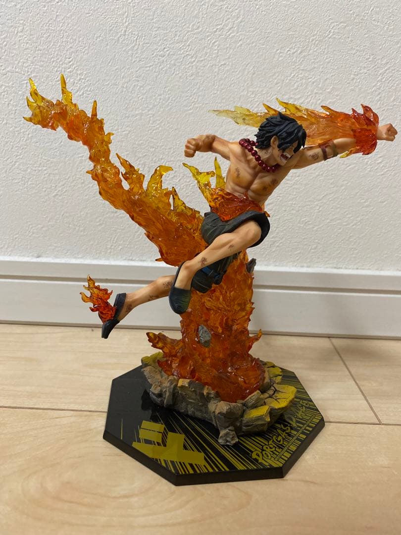 ワンピース　フィギュアーツzero　エース　マルコ　セット