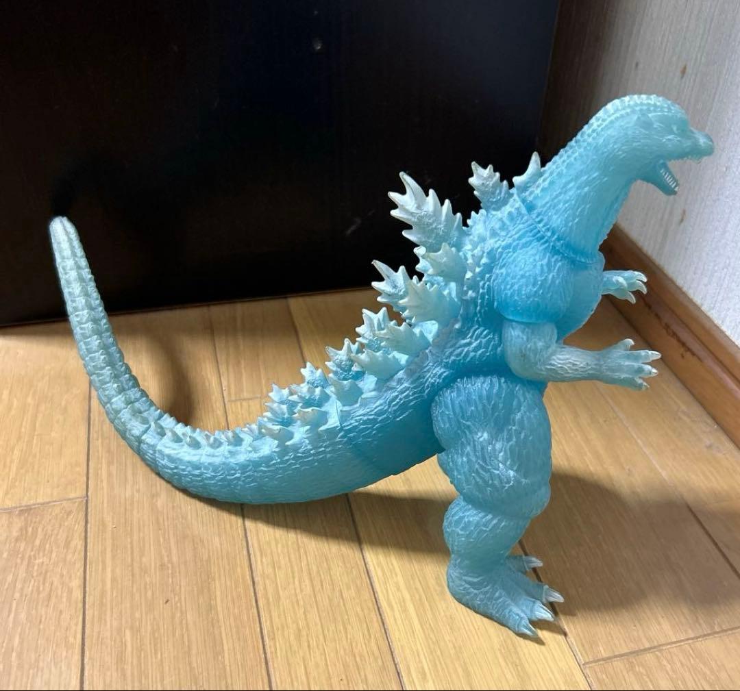 BANDAI『ゴジラ2005 ソフビ(劇場限定版)』一般販売なし