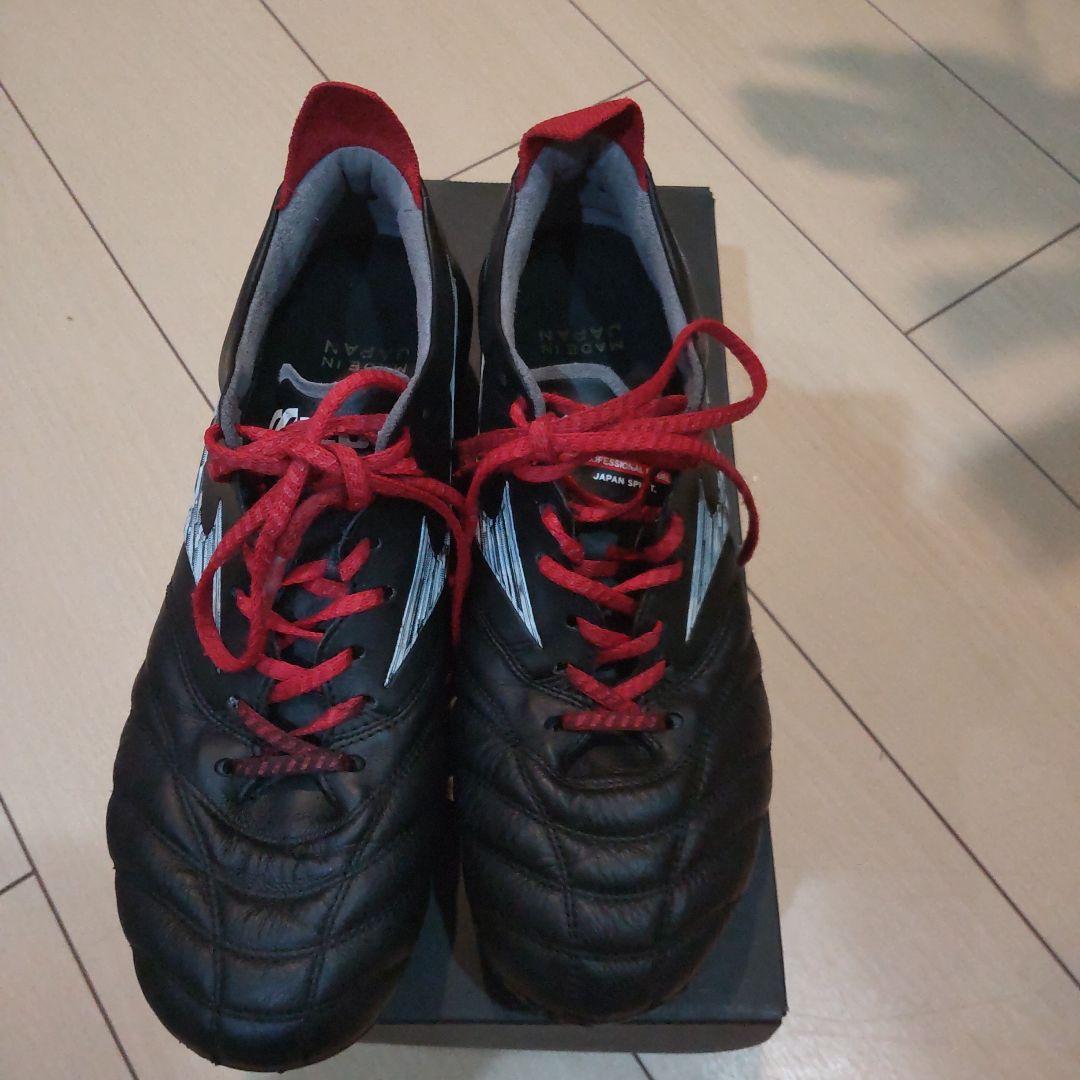 モレリアネオ4 24.5センチ