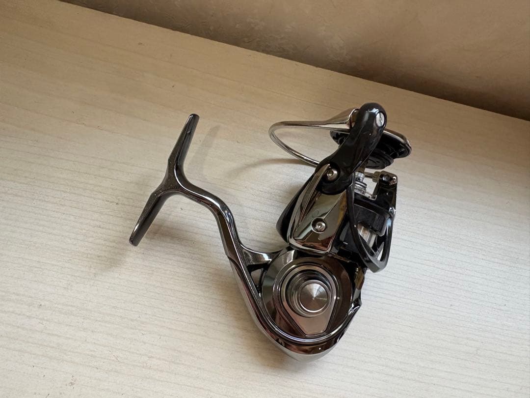 ★☆ダイワ　18イグジスト　LT2500S XH DH ボディ　美品