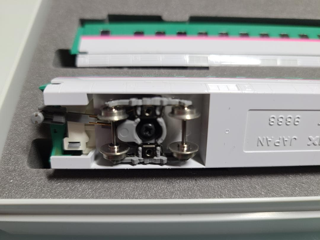 トミックス　98910 E5系東北新幹線　はやぶさ　限定品　室内灯付