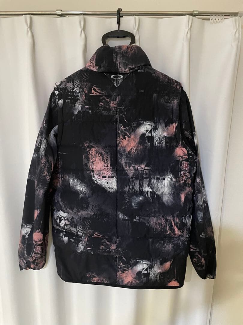 ゴルフ　ダウンジャケット　ダウンベスト　オークリー