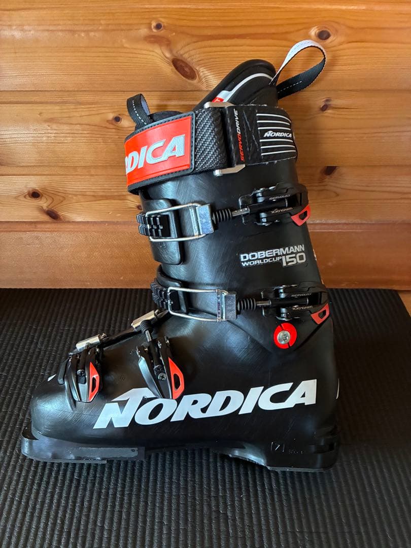 Nordica Dobermann 150 ブーツ　26-26.5 7シェル