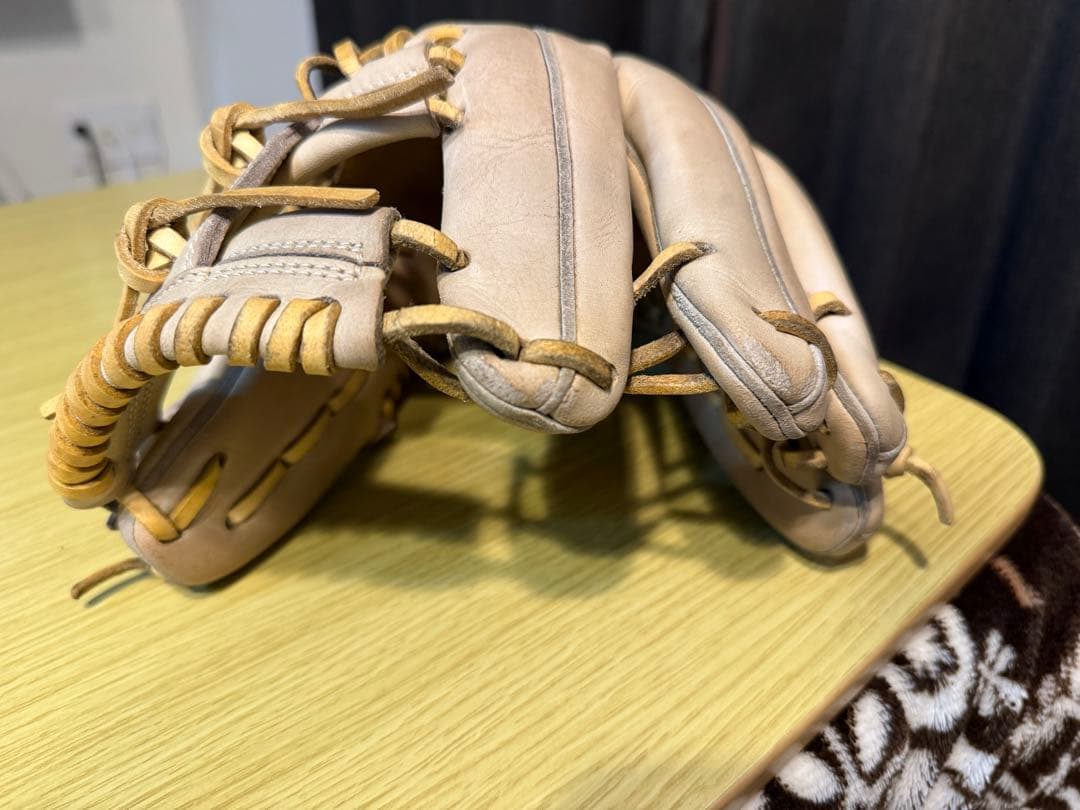 アトムズ　硬式用グラブ