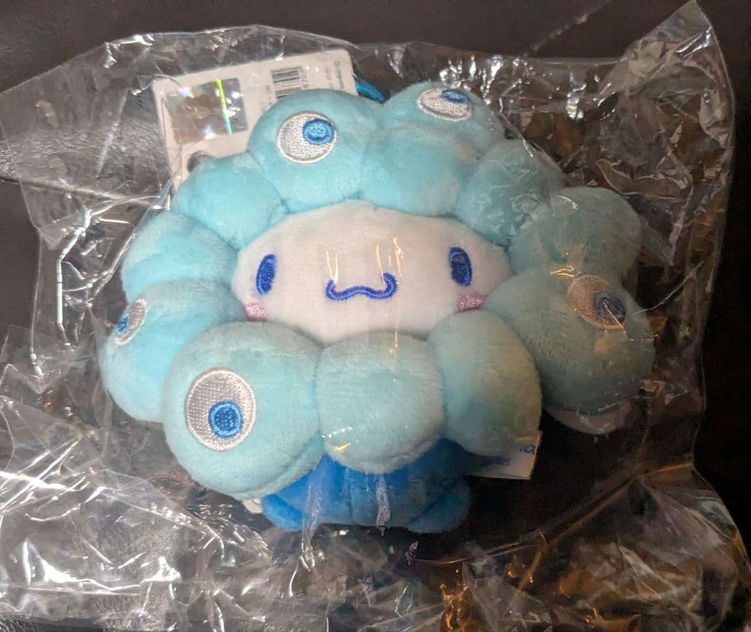 新品サンリオ　シナモンミャクミャク