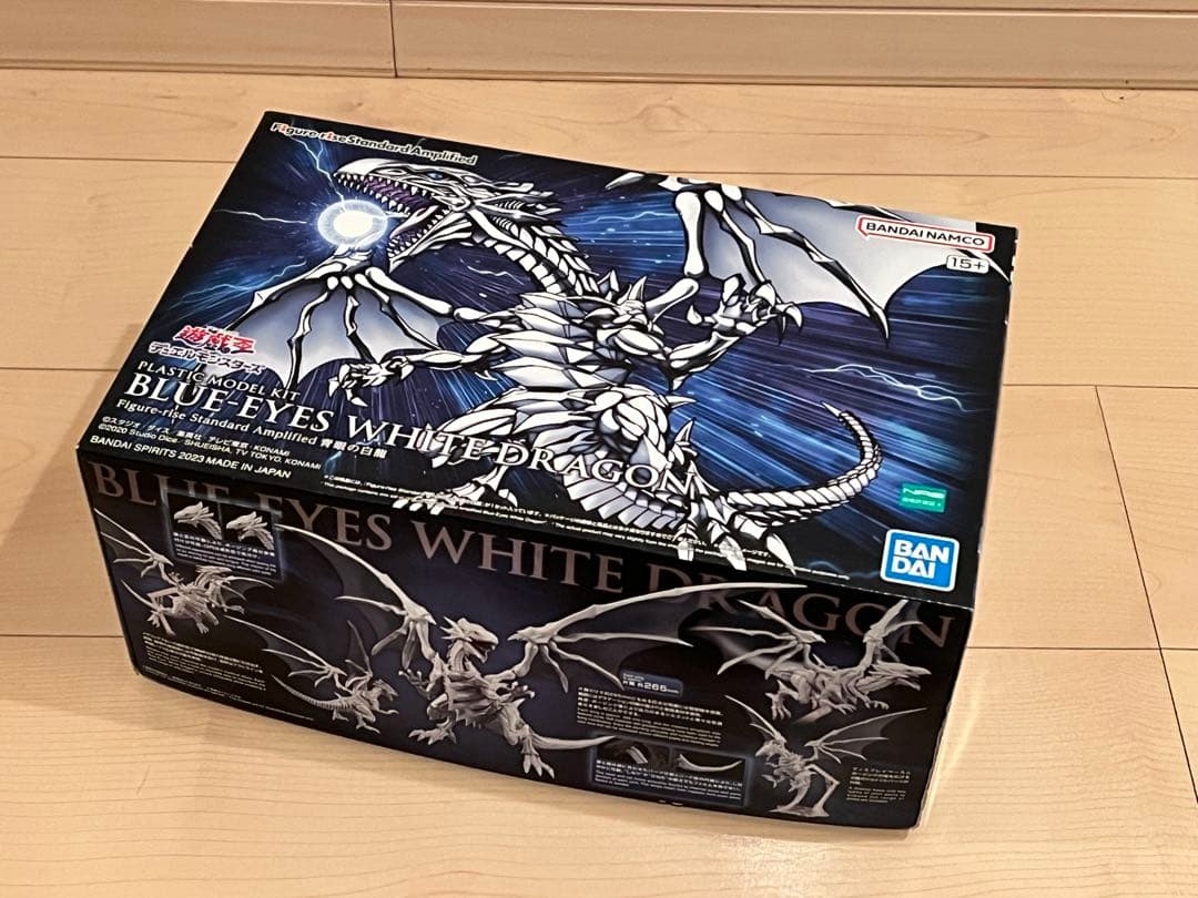 BANDAI BLUE-EYES WHITE DRAGON 三体分