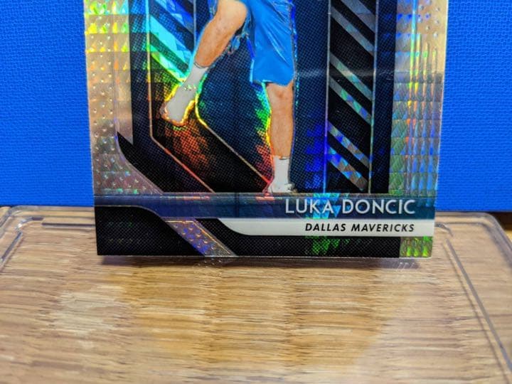 ルカ・ドンチッチRCカード 2018-19PANINI PRISM