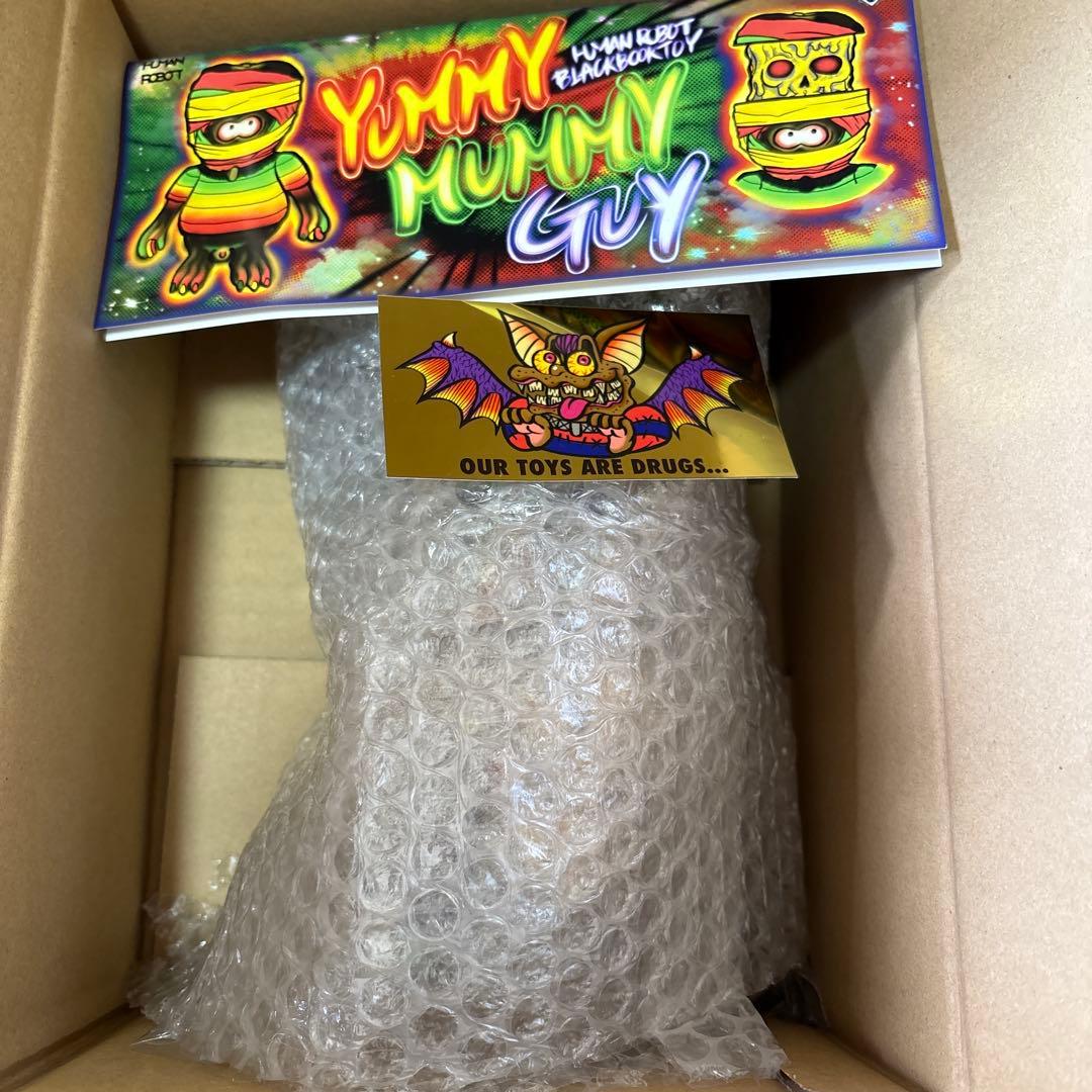 RonEnglish×BlackBookToy Yummy Mummyzilla