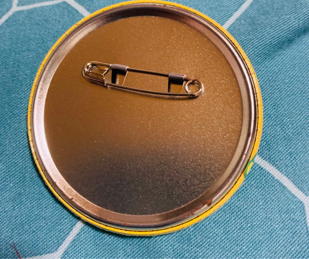 呪術廻戦 五条悟　モルカー　 コラボ缶バッジ