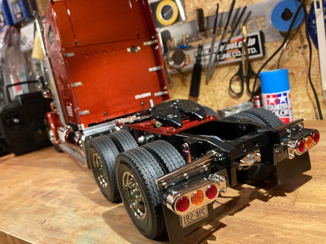 M様納車待ち　タミヤ　ナイトハウラーカスタム　フルオペ　サキールオレンジ