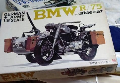 バンダイ1/8    R/75・サイドカー