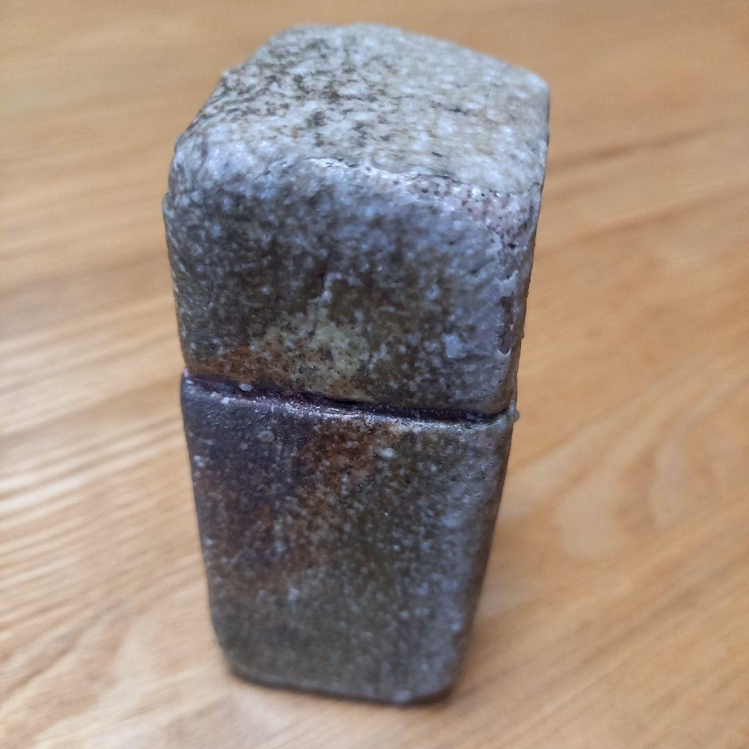 陶器オブジェ　作家物　分割陶箱➕丸い一輪挿し鈴音➕陶器お香立て　オマケ付き