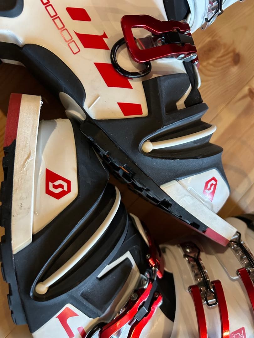 テレマークブーツ　７５ミリ Scott Voodoo 27.5センチ