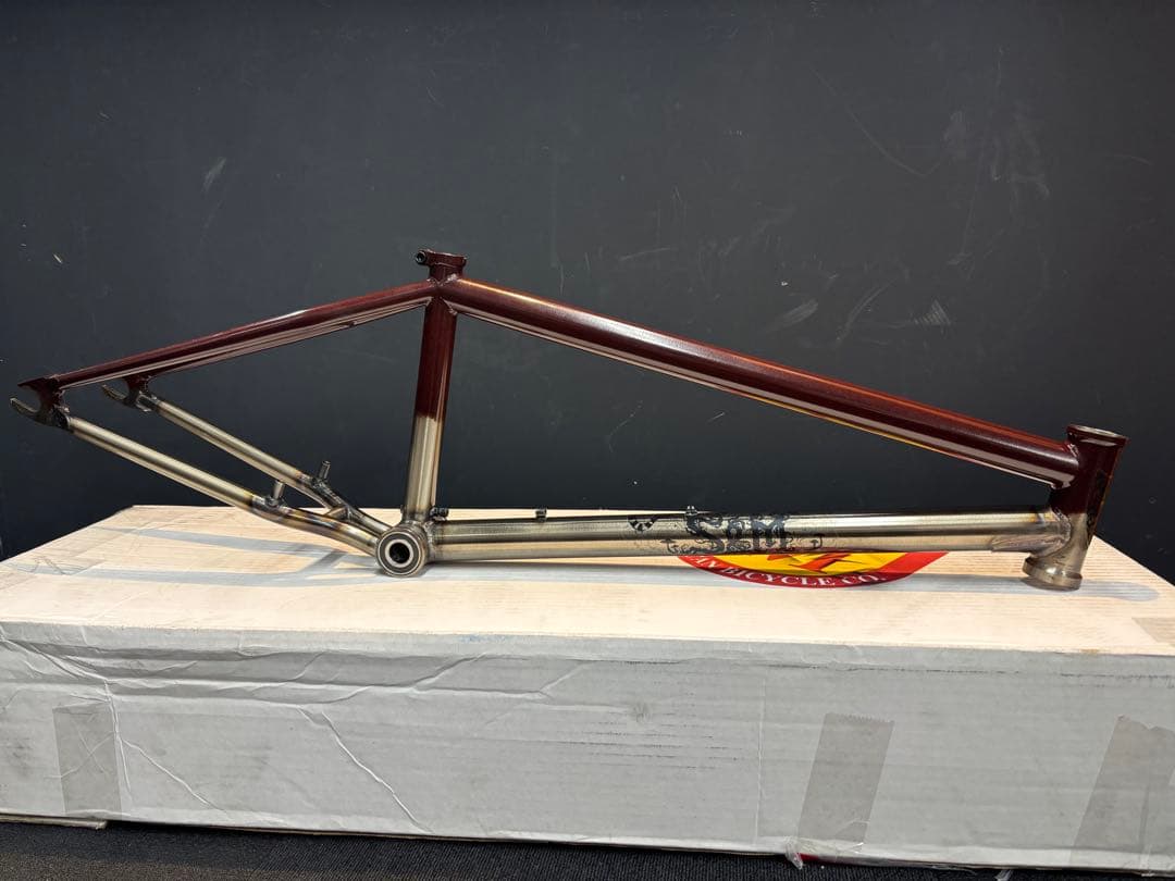 自転車本体 S&M Black Magic Frame Blood Oath