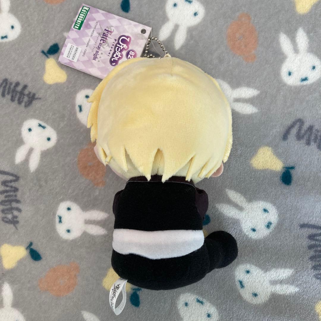 Fate ギルガメッシュ　ぴたぬい