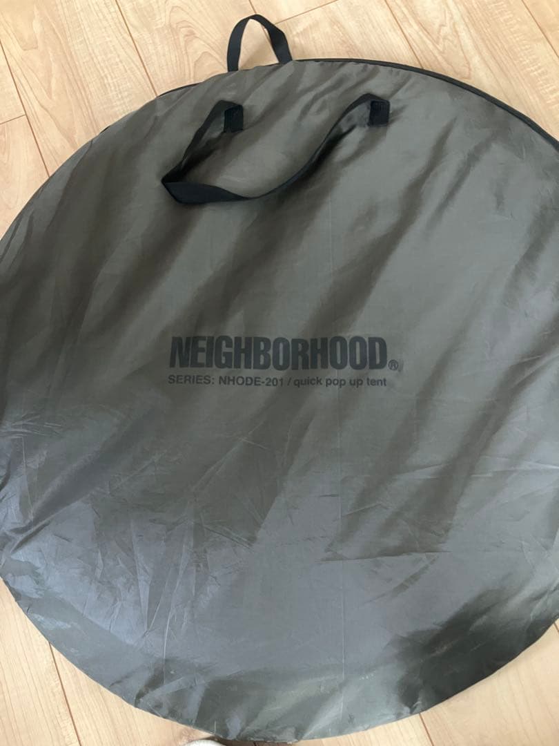 neighborhood テント