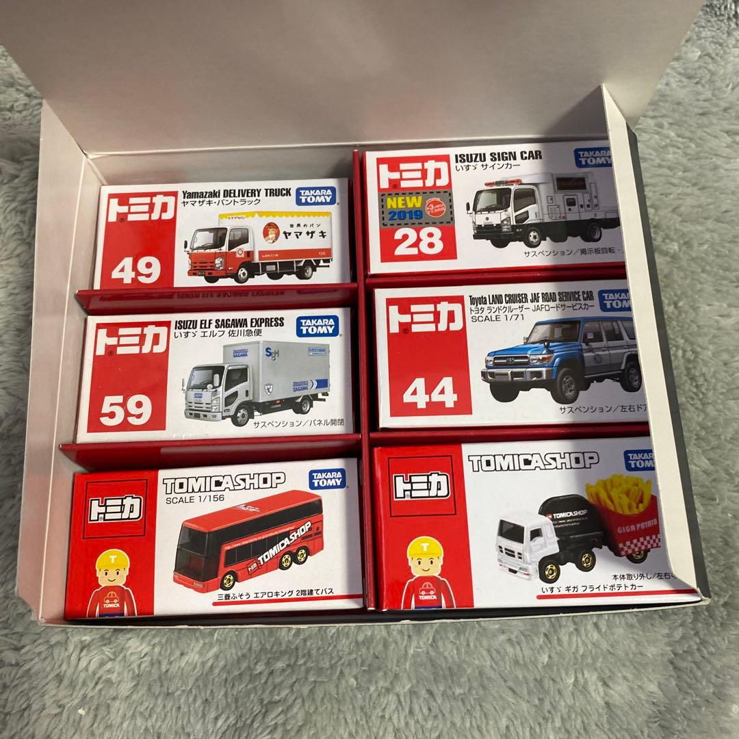 新品　トミカ　トラック、バス　レア品　６個セット