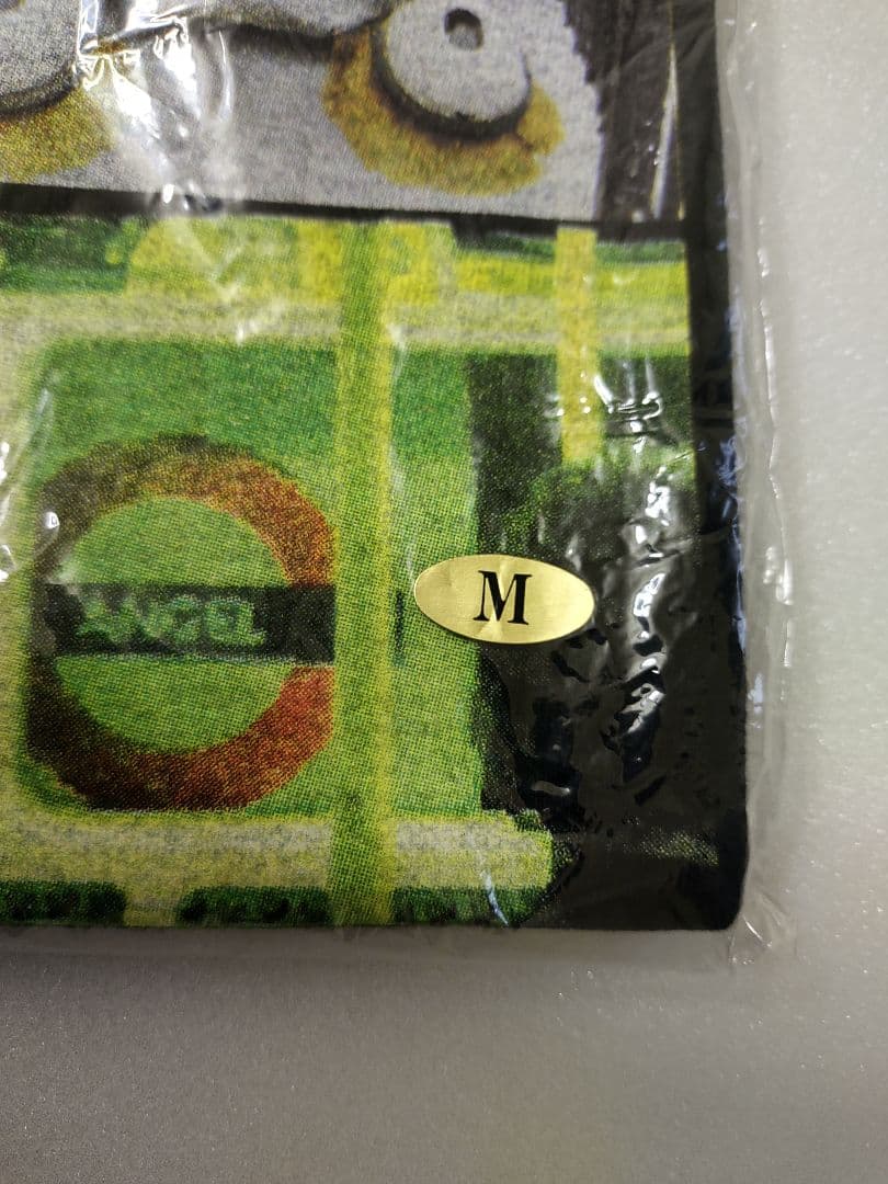 ハイロウズ新品未開封 Tシャツ サイズM レア貴重品