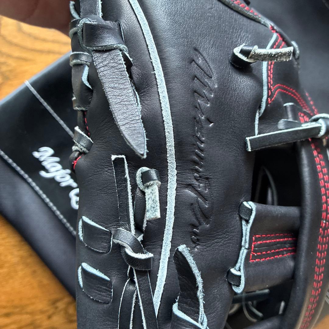 ミズノプロCRAFTED EDITION 内野TM型　硬式グローブ