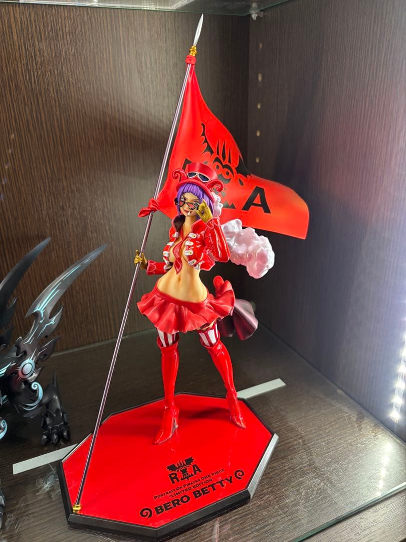 ワンピース　ベロベティ　pop