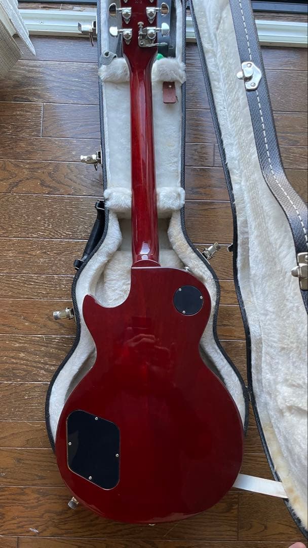 Gibsonレスポール　ワンオーナー 社外自動チューニングマシンお付けします。