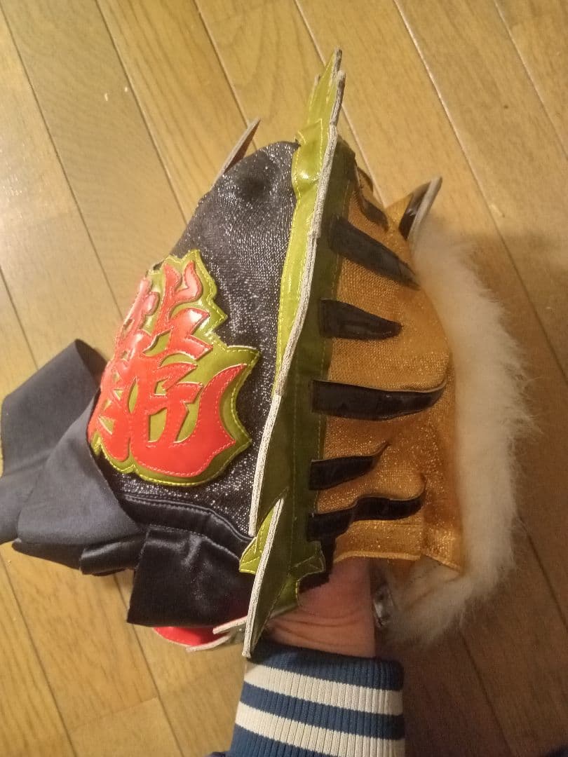 値下げ！ウルティモドラゴン&タイガーマスク ハーフ サイン入りプロレスマスク