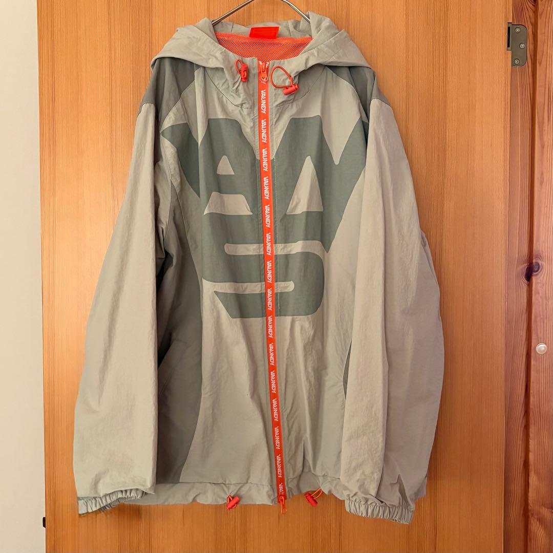 VAWNDY VAWS ロゴジャンパー M