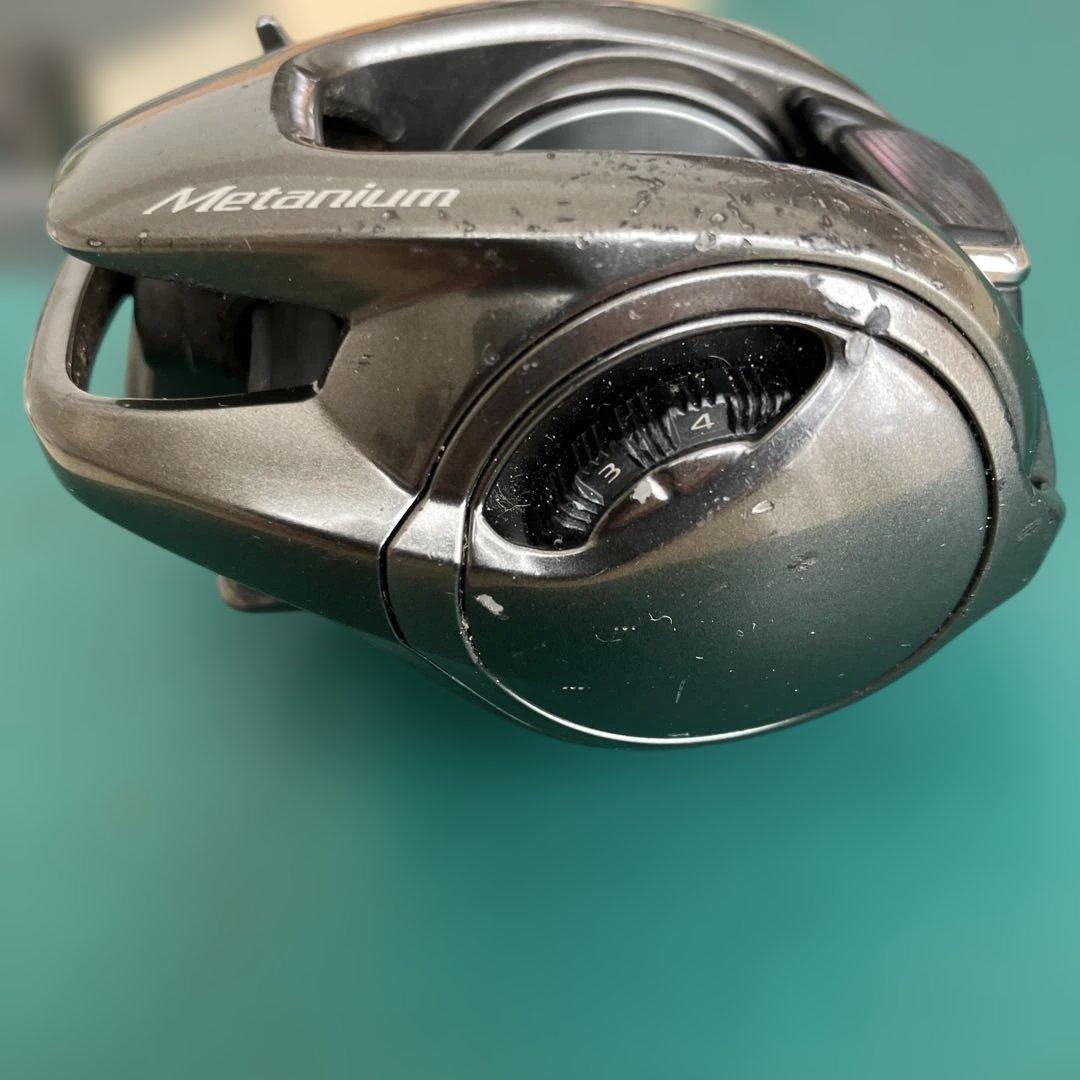 SHIMANO 20メタニウムHG 右巻き 020128