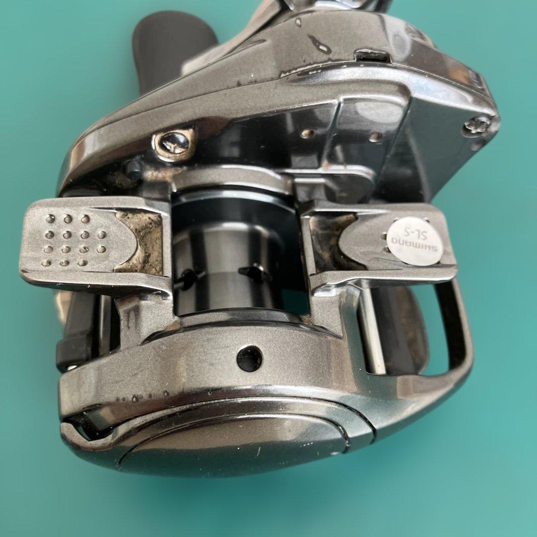 SHIMANO 20メタニウムHG 右巻き 020128