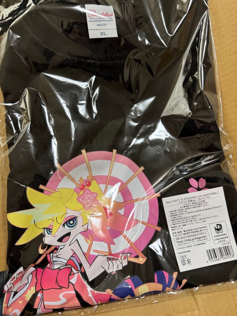 NEW PANTY ＆ STOCKING Tシャツ