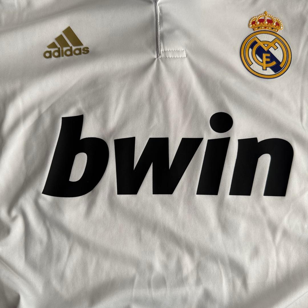 レアル・マドリード　エジル　ユニフォーム　10番