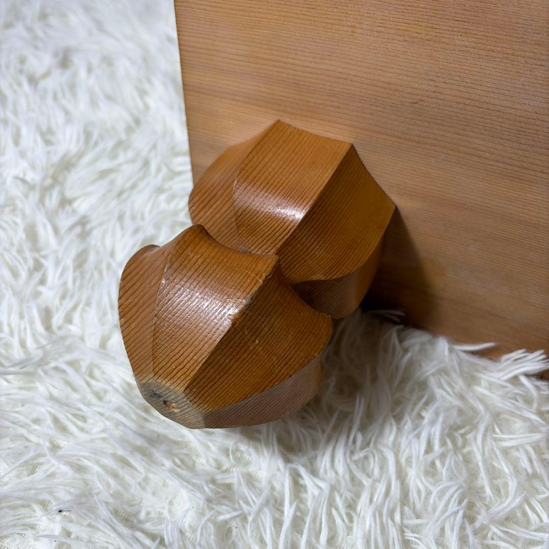 囲碁盤 本榧 天地柾目 ヘソ・脚付き 特大5.8寸