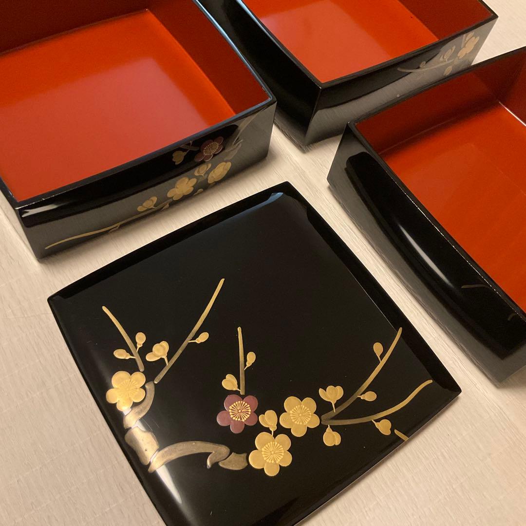 重箱　胴張三段重　金蒔絵　梅　18cm四方