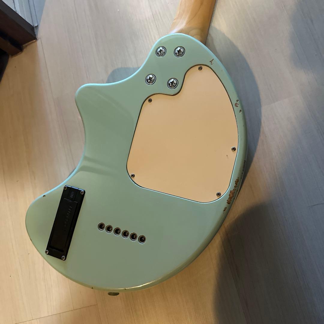 ZO-３FERNANDES エレキギター アンプ内蔵 フェルナンデス 布袋寅泰