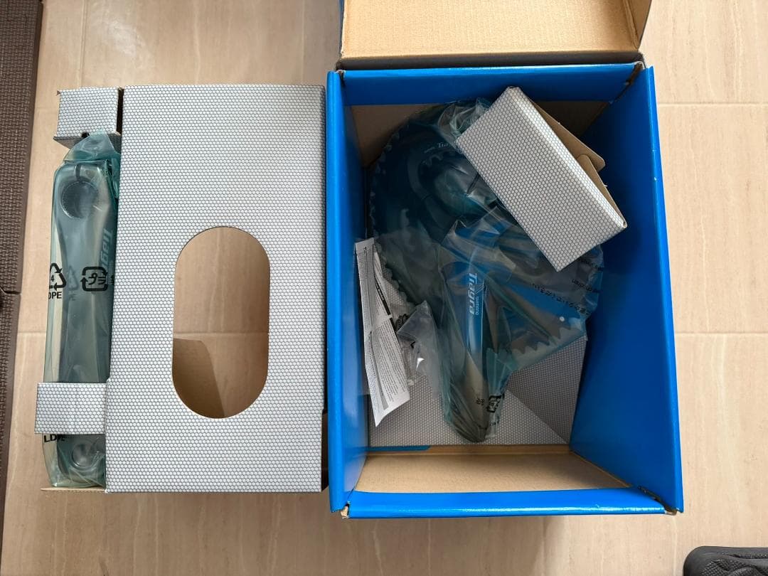 未使用 箱あり FC-4700 クランクセット 165mm 50-34T